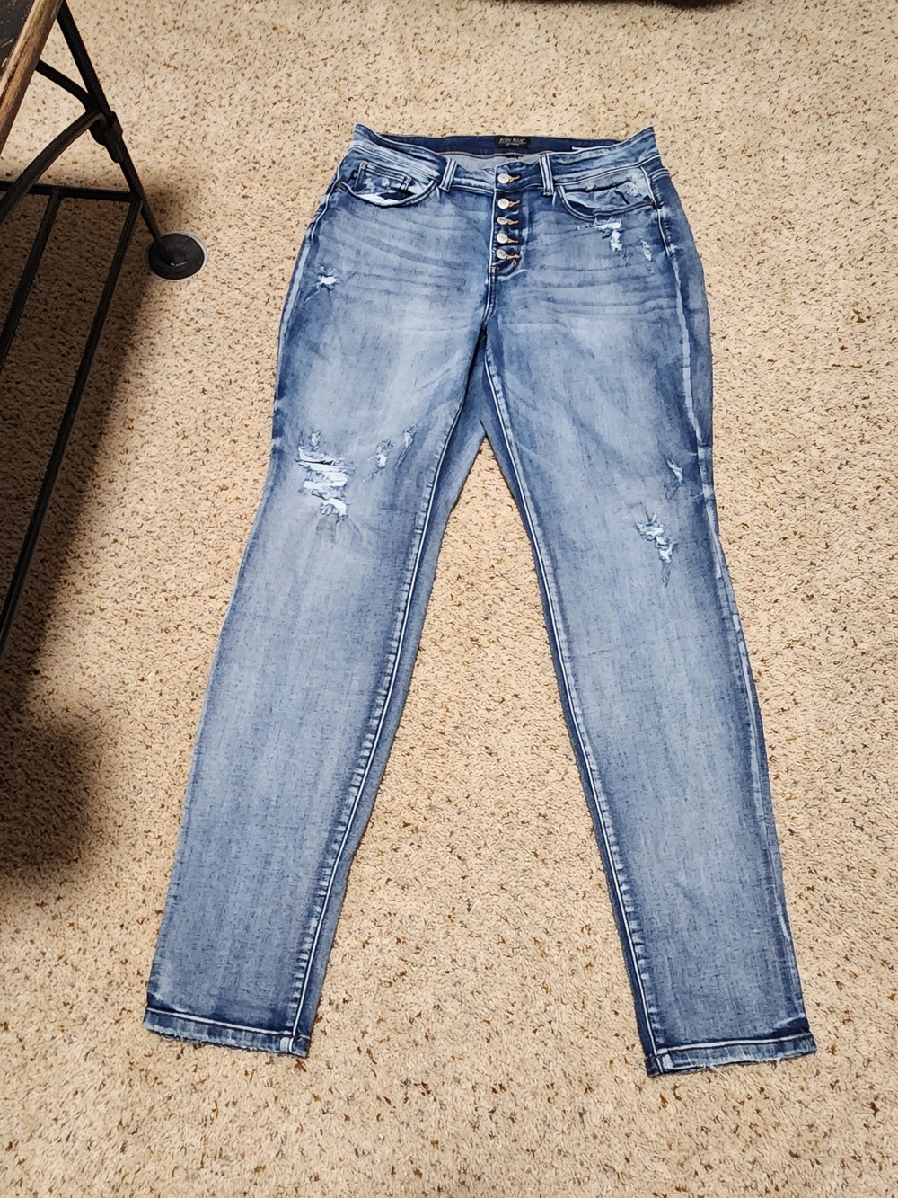 Judy Blue Distressed Button Fly Skinny Jeans Plus Size 16W NWOT Medium Wash